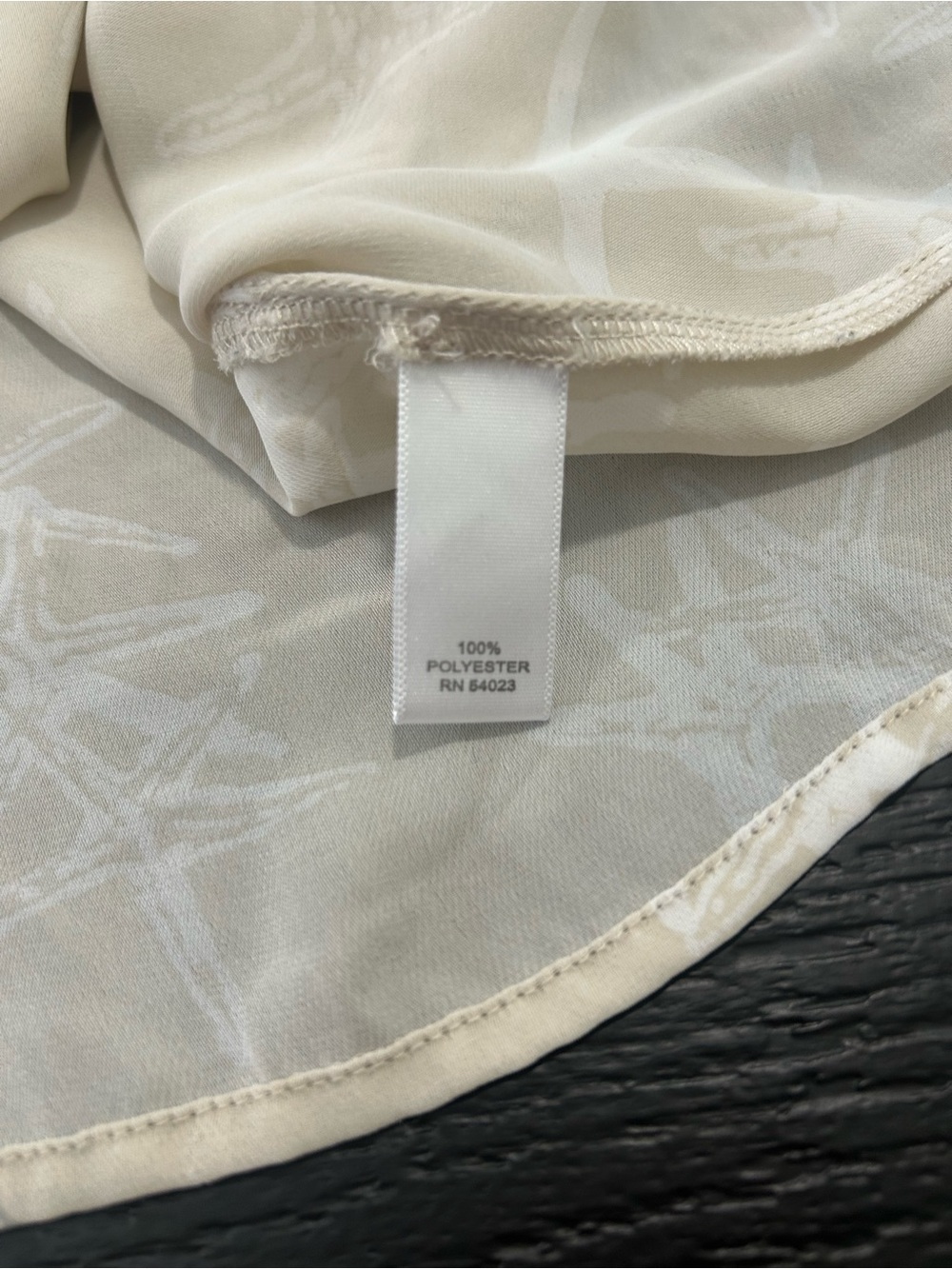 Banana Republic Cream Tank with White Starfish Print - Picture 5 of 5